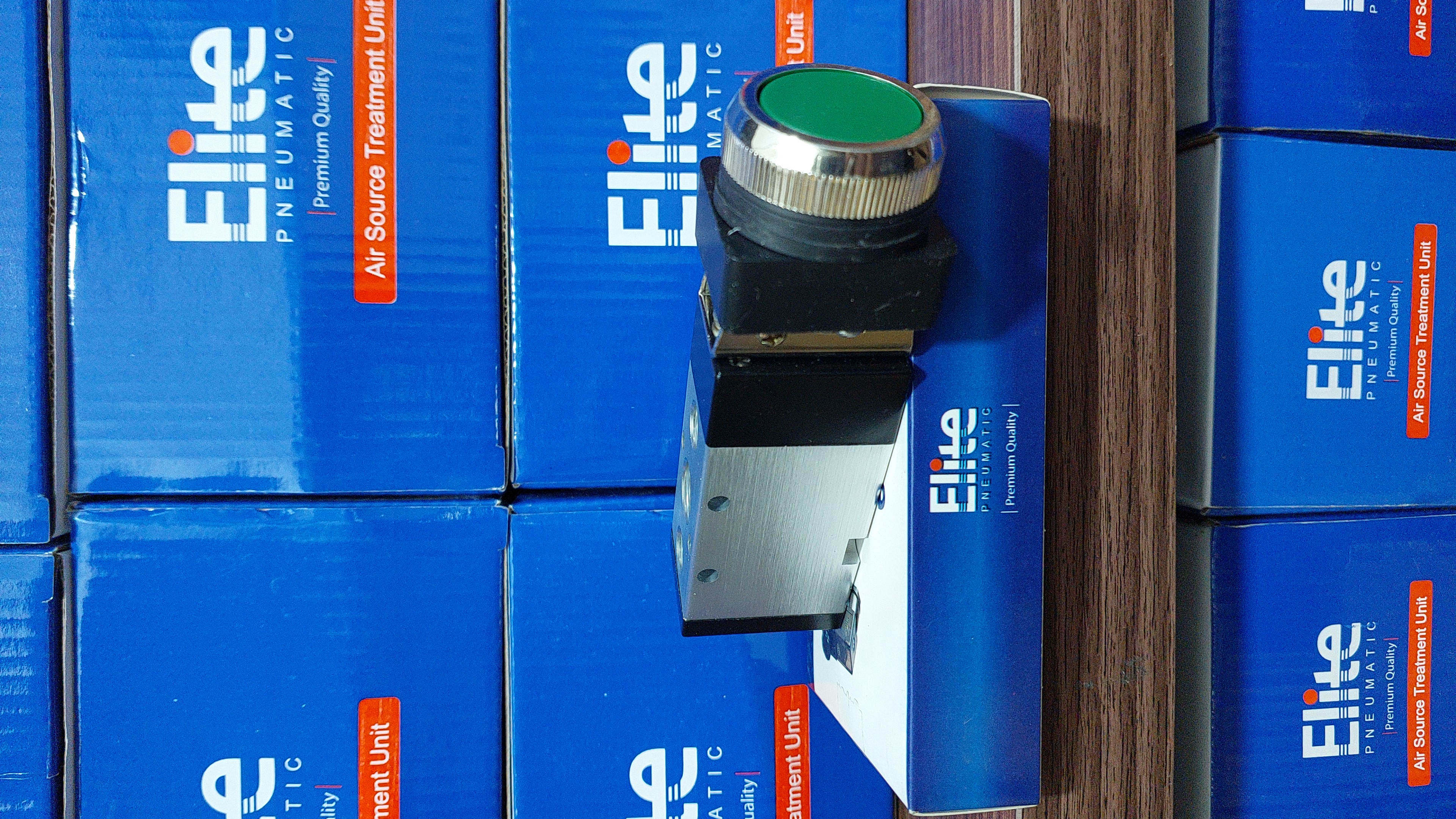 پوش باتن (2-5) 1/4 اینچ پنوماتیک الیت