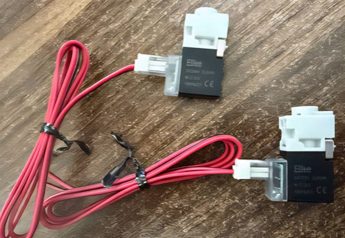 بوبین شیر(2-5) 1/8 اینچ و M5 طرح SMC ولتاژ 12V پنوماتیک الیت