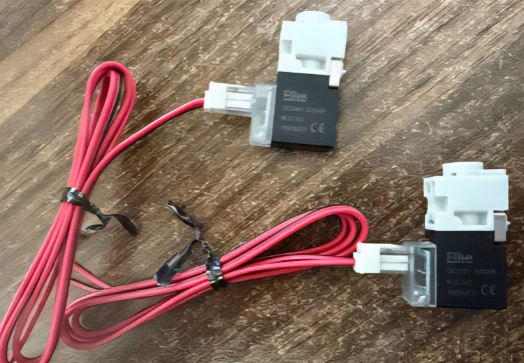 بوبین شیر(2-5) 1/8 اینچ و M5 طرح SMC ولتاژ 12V پنوماتیک الیت